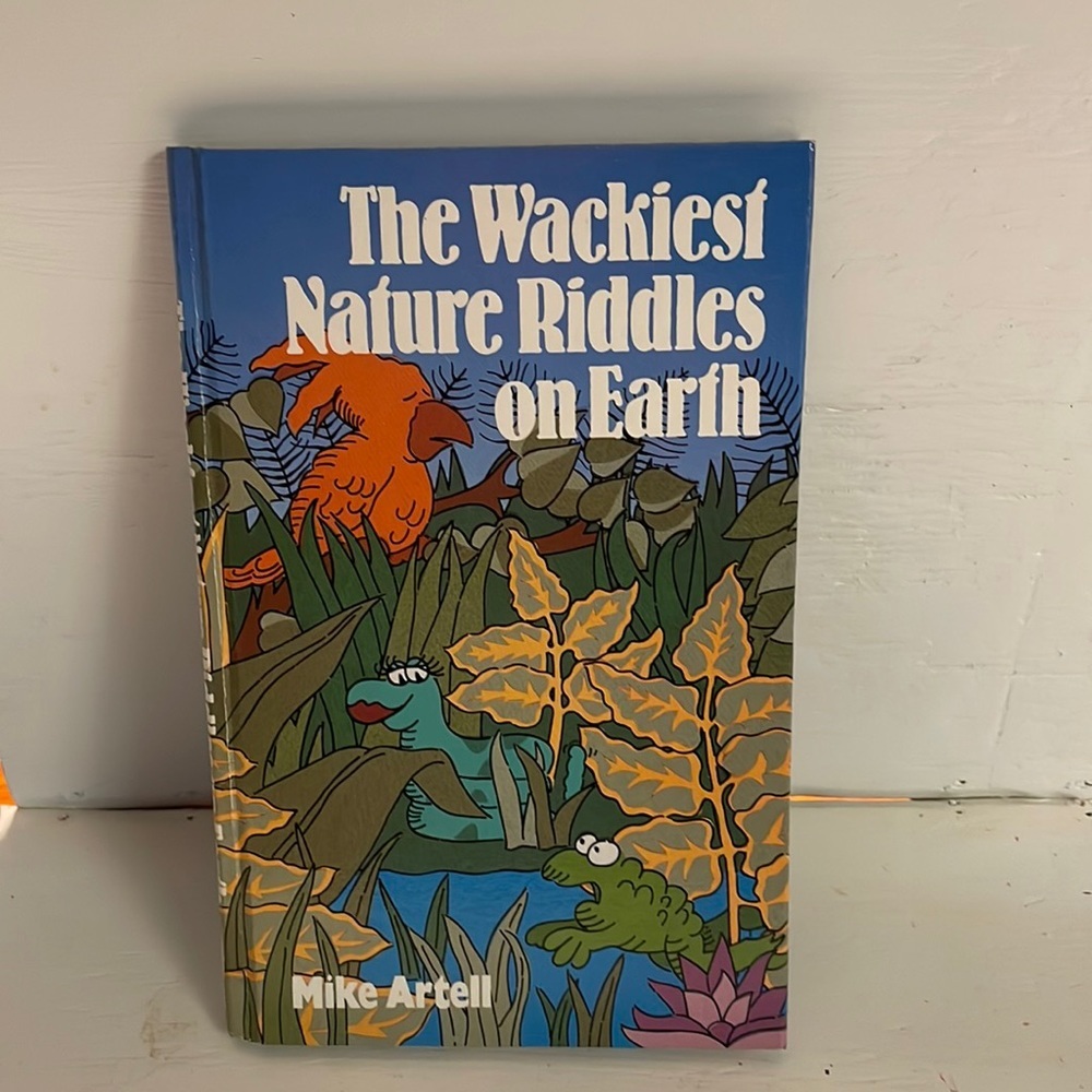 NWOT Vintage 1992 The Wackiest Nature Riddles on Earth hardcover book